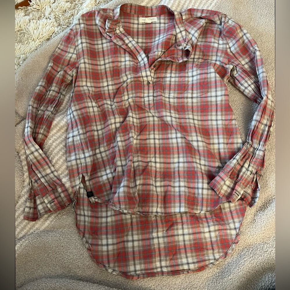 Plaid light weight top